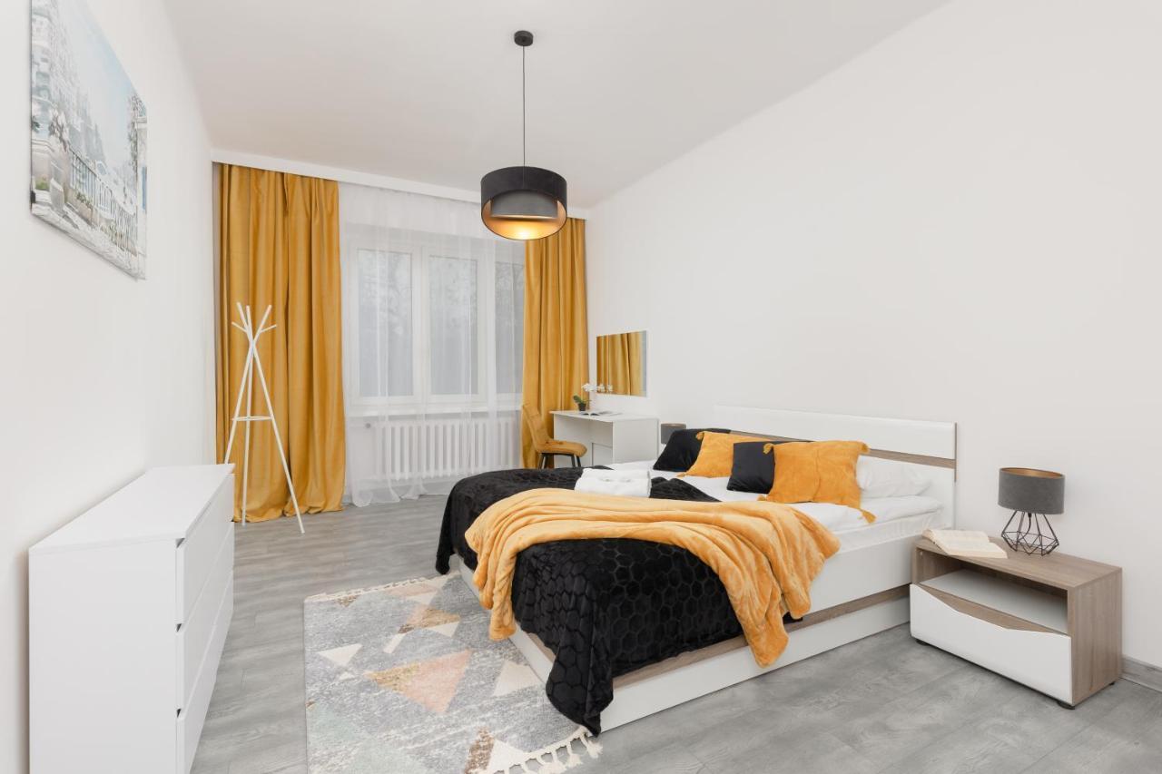 Metro Plac Wilsona Apartments Mickiewicza By Noclegi Renters Warsaw Exterior photo